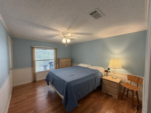 215 Fairway Circle a Winter Haven, FL Mobile or Manufactured Home for Sale